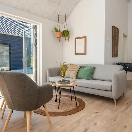 Beautiful In Romo With Wifi 펜션